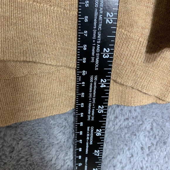 Gap Women’s Tan Wool Blend Sweater Pullover Long Sleeve Crewneck Size XS - Picture 3 of 8